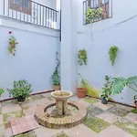 Deanes Califa 5 Apartment *