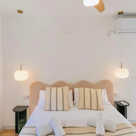 Deanes Califa 5 Апартаменты