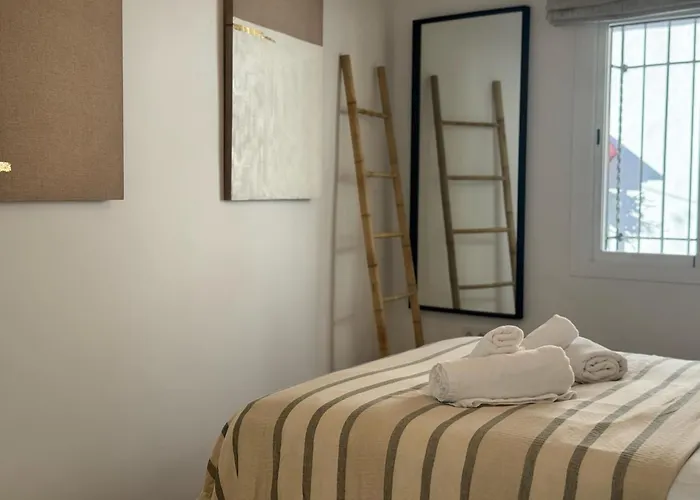 Deanes Califa 5 Апартаменты