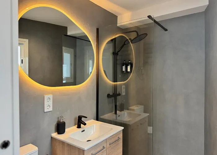 Deanes Califa 5 Апартаменты